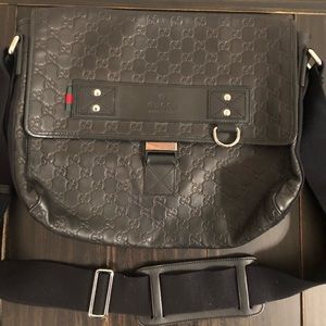 Gucci Messenger Bag